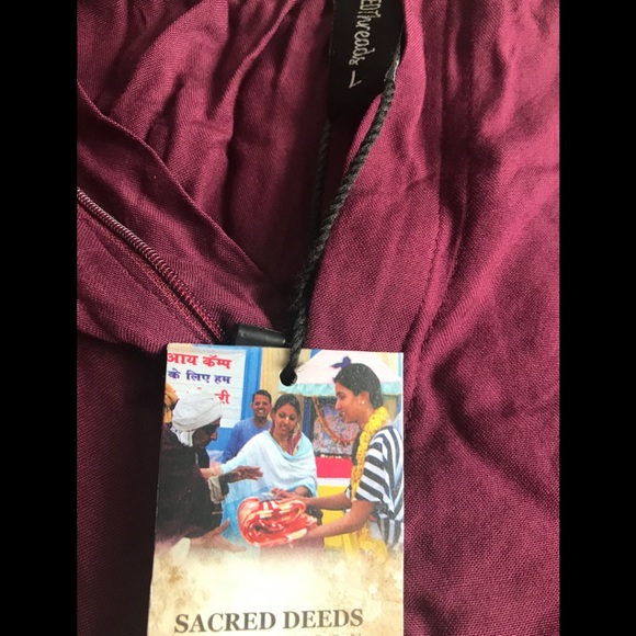 NWT. Burgendy wide leg pant. 215809. CL/WH - Picture 2 of 5